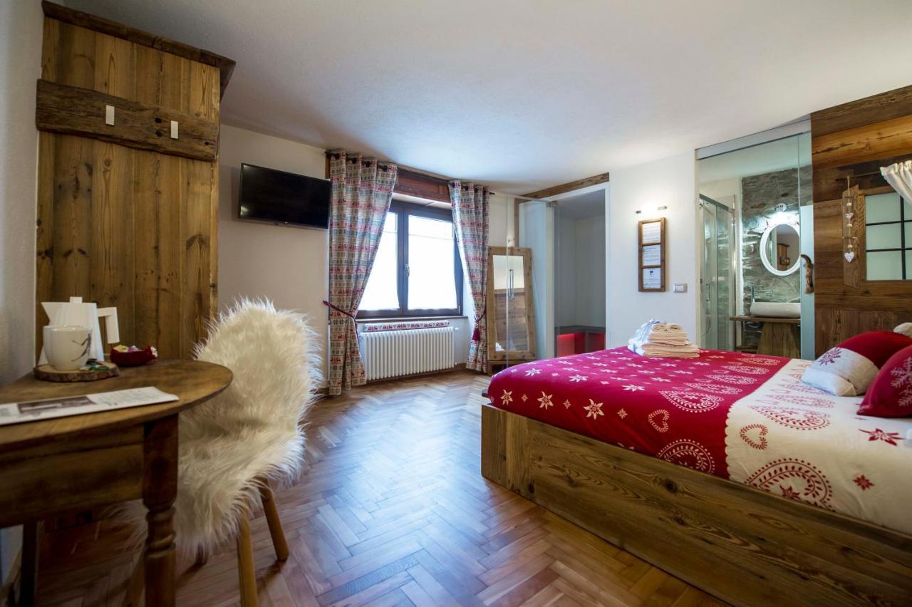 Le Relais Du Boucher Gaby Exterior foto
